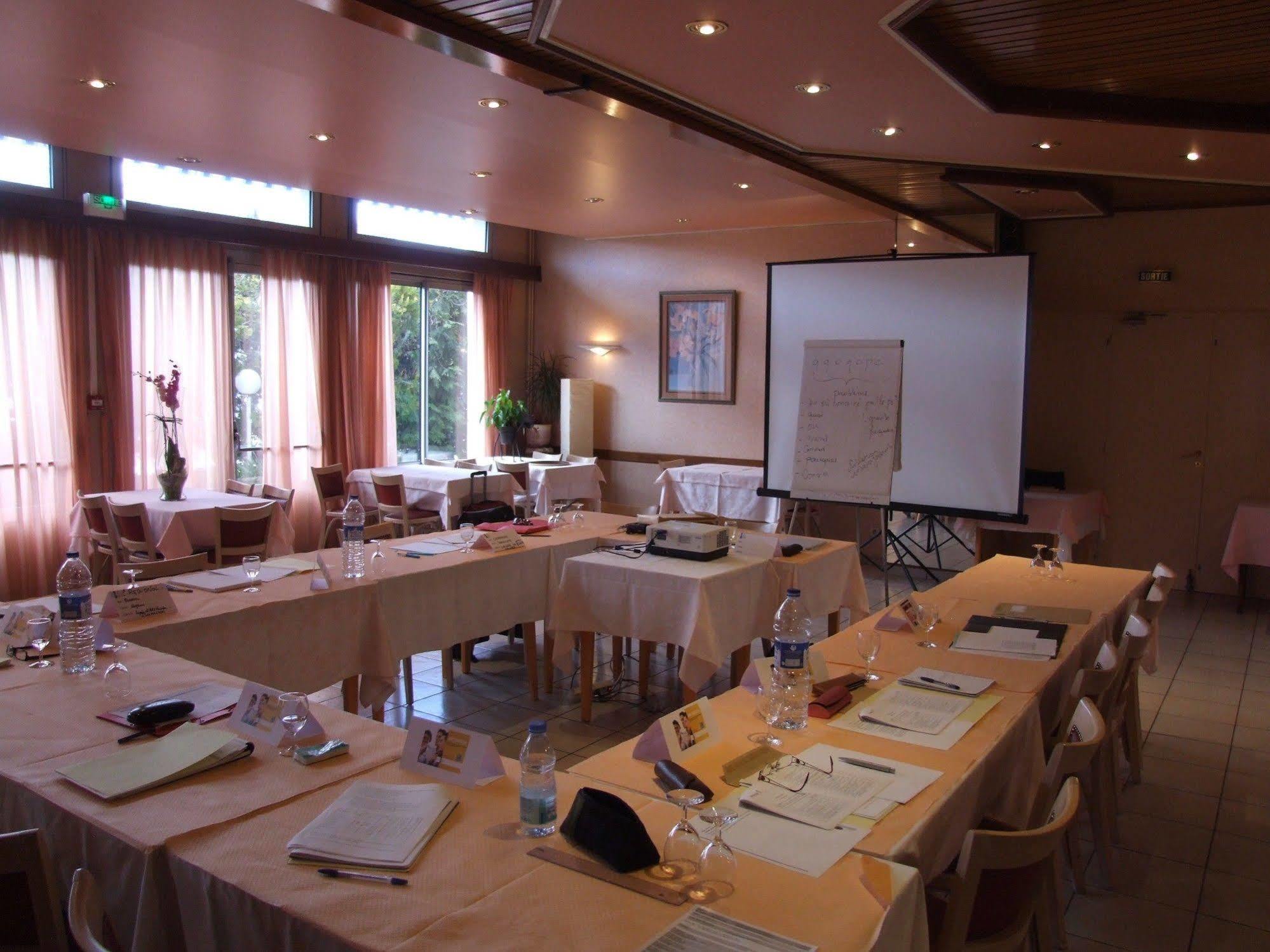 Hotel & Restaurant Azur La Freissinouse エクステリア 写真